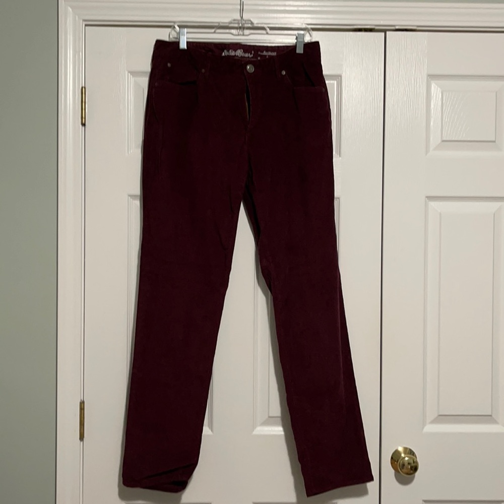 Eddie Bauer corduroys tall .Boyfriend slim cut
